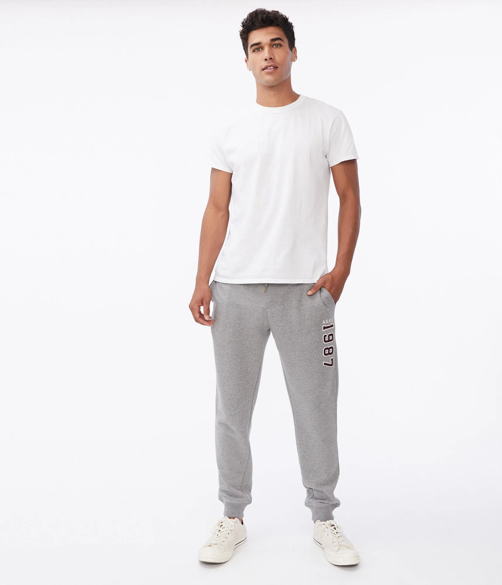 Aeropostale Aero 1987 Logo Jogger Sweatpants