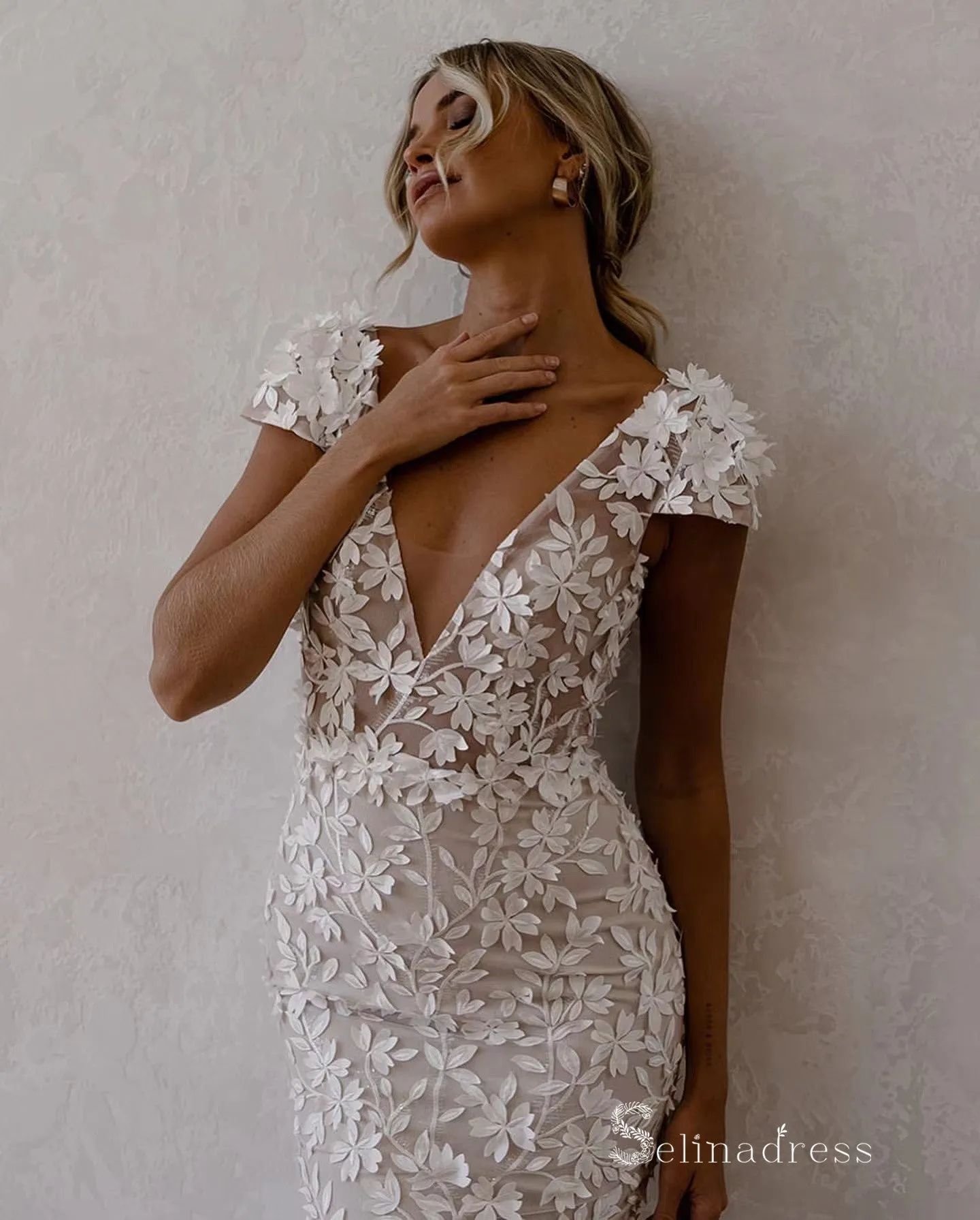 Chic Mermaid Deep V neck Applique Backless Unique Wedding Dress Bridal Gowns HKL0141